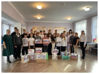 Торжественная линейка посвященная Дню народного единства