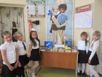 Творчество читателей ко дню Космонавтики